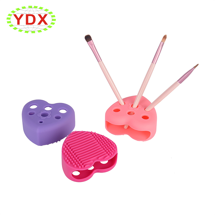 Professional makeup brush cleaning pad 